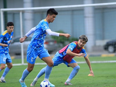 Hậu vệ cao 1m94 gây ấn tượng tại U23 Việt Nam