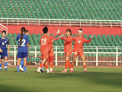 Đội tuyển U20 nữ Việt Nam thắng đậm U20 nữ Uzbekistan 
