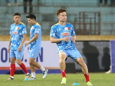 Hoàng Đức quyết tâm cùng các đồng đội giành chiến thắng trước Malaysia