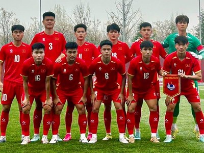HLV U23 Việt Nam thận trọng trước cuộc đối đầu với U23 Thái Lan