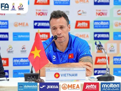 HLV tuyển futsal Việt Nam đặt mục tiêu cạnh tranh suất dự World Cup