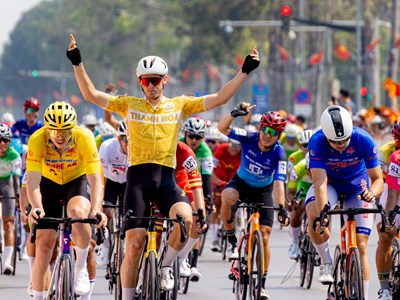 Ngoại binh tiếp tục tỏa sáng tại Cúp Truyền hình TP.HCM 2026