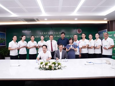 Đội tuyển bóng chuyền nữ TP.HCM được “tiếp sức”