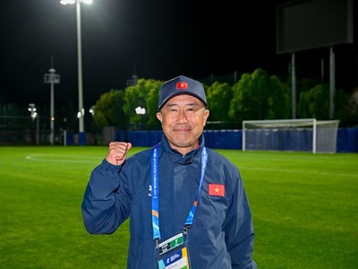 HLV Okiyama Masahiko: U17 nữ Việt Nam phải chuẩn bị thật tốt cho trận tứ kết