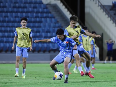 U17 Việt Nam tích cực tập luyện, chuẩn bị cho trận đấu với  U17 Hàn Quốc