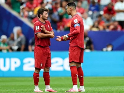 Phát ngôn của Joao Neves về Ronaldo gây tranh cãi dữ dội