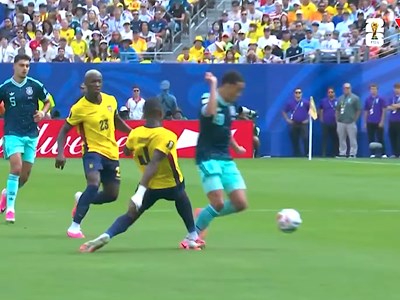 Tuyển Ecuador gây địa chấn trước Đức, giành vé vào vòng knock-out World Cup 2026