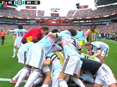 Ngược dòng trước Senegal, tuyển Bỉ lập cột mốc lịch sử tại World Cup