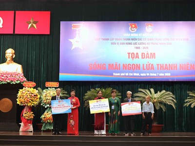 “Tiếp lửa” truyền thống cho thế hệ trẻ