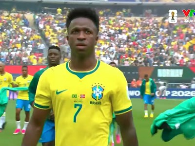 Vinicius lên tiếng về quả phạt đền trong trận Brazil thua Na Uy