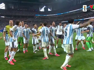 Argentina ngược dòng ngoạn mục trước Ai Cập, ghi tên vào tứ kết World Cup 2026