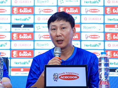 HLV Kim Sang-sik nói gì trước trận giao hữu quốc tế với Myanmar?