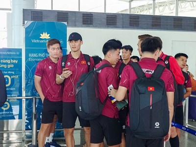 Đội tuyển Việt Nam lên đường sang Malaysia, chuẩn bị cho trận bán kết ASEAN Cup 2026