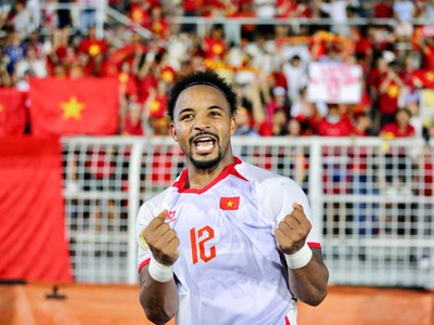 Xuân Son lập kỷ lục ghi bàn mới của tuyển Việt Nam tại vòng knock-out ASEAN Cup