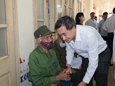  Cảm ơn các bác sĩ đã quan tâm đến bà con!