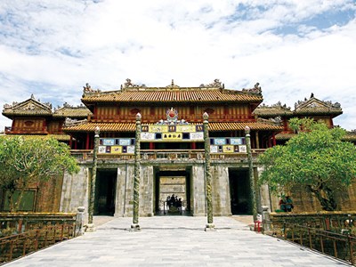 Bộ Tùng thư Hán Nôm về văn hóa làng xã Thừa Thiên Huế