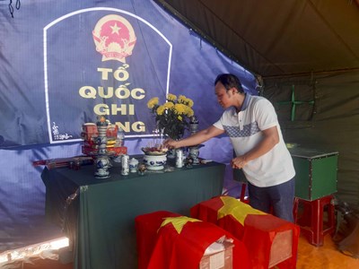  Đưa các anh “về quê mẹ” trong ngày vui đại thắng
