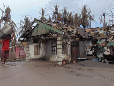 Indonesia di dời vĩnh viễn 10.000 dân khỏi khu vực núi lửa Ruang