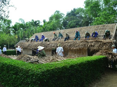 Gìn giữ mái nhà tranh, mãi nhớ ơn Người
