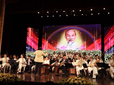  Công tâm lựa chọn “Những bản hùng ca đất nước” xứng đáng