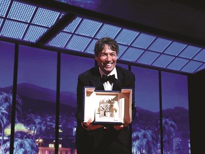 “Anora” giành Cành cọ vàng