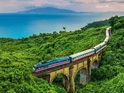 Phối hợp xây dựng đường sắt, đường hoa, đường du lịch