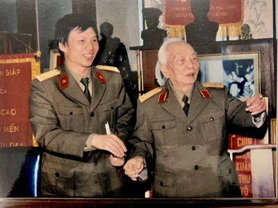  Những ánh lửa lấp lánh