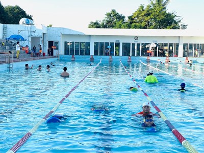  Tổ chức nhiều hoạt động hè bổ ích cho trẻ em