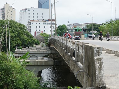 Vẫn ngổn ngang vì vướng mặt bằng