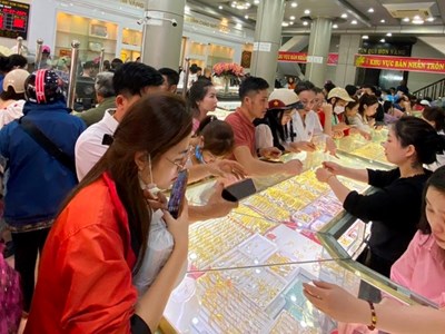  Phải chăng vàng đã qua cơn sốt?