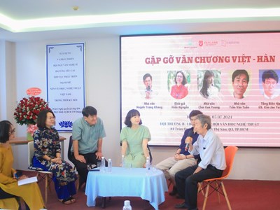 Vì sao văn học Việt khó xuất ngoại?