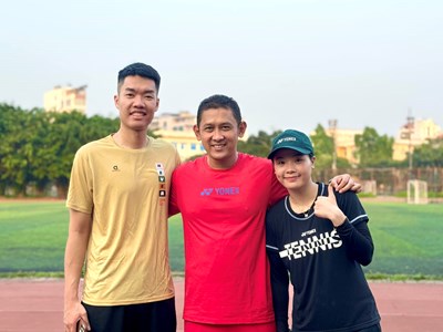  Thi đấu hết mình