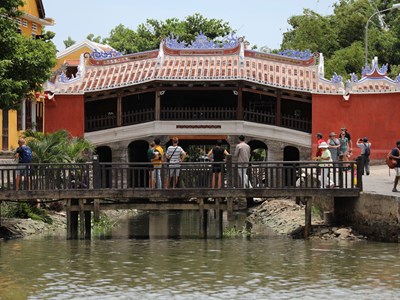 Tranh cãi nhiều chiều về “diện mạo” mới