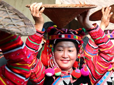 Vui Tết cổ truyền Khù Sự Chà với người Hà Nhì