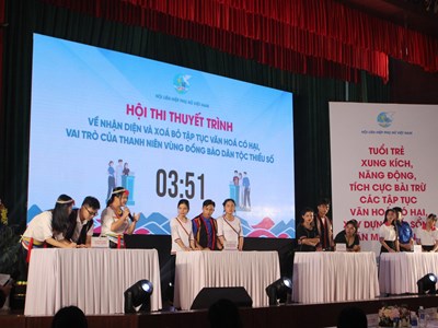  Phát huy vai trò của thanh niên trong xóa bỏ hủ tục