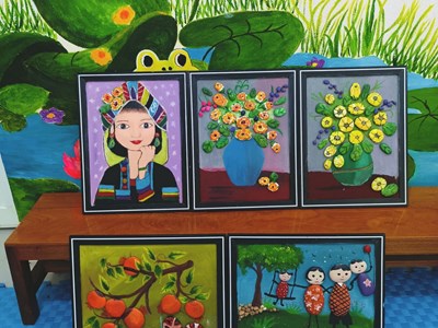  Tấm lòng yêu trẻ của những “người mẹ thứ hai”