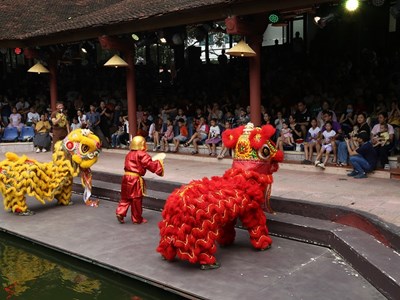  Phát huy sức mạnh văn hóa, chung tay đoàn kết, chia sẻ yêu thương