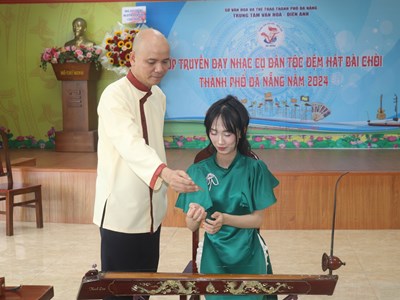  Lấp đầy “khoảng trống” âm nhạc dân tộc