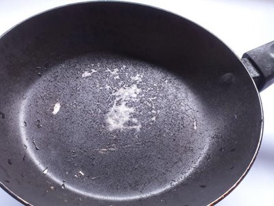 7 đồ vật trong nhà bếp mà bạn nên bỏ đi ngay lập tức