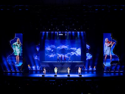  Trải nghiệm âm nhạc đỉnh cao trên sân khấu Việt