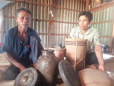 Gìn giữ để bản sắc không “rời làng”