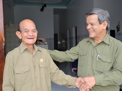  Ấm áp những ngôi nhà “Nghĩa tình đồng đội”