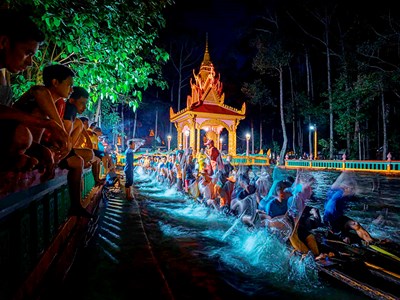 Tạo đột phá trong phát triển văn hóa