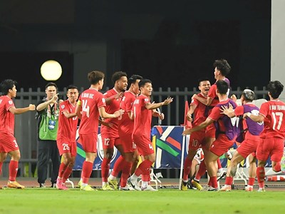  Sự tiếp nối và khát vọng vươn mình của bóng đá Việt