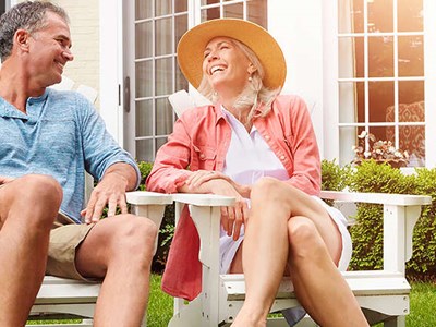 Những lợi ích khi hẹn hò với phụ nữ lớn hơn tuổi