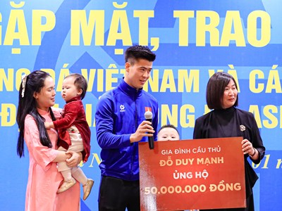  Duy Mạnh và bài học về sự sẻ chia