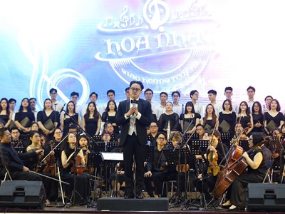 Cầu nối tình yêu nghệ thuật với tương lai