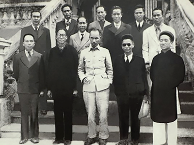 Cuộc đời hòa cùng trang sử ngành Văn hóa