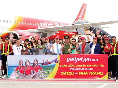 Hai tay mới hay tiếng vỗ