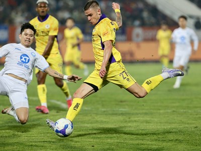 CLB Hà Nội và bài toán khó ngoại binh